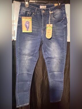 Wax Jean Women's Dark Blue Skinny Stretch Jeans